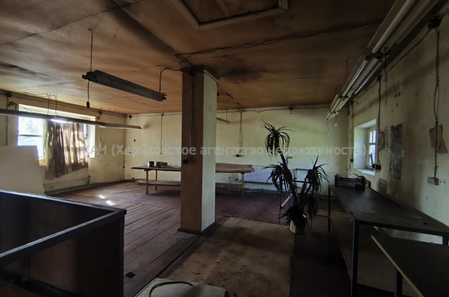 Продам дом, Сидоренковская ул. , 212.70 м², 6 сот., без ремонта 
