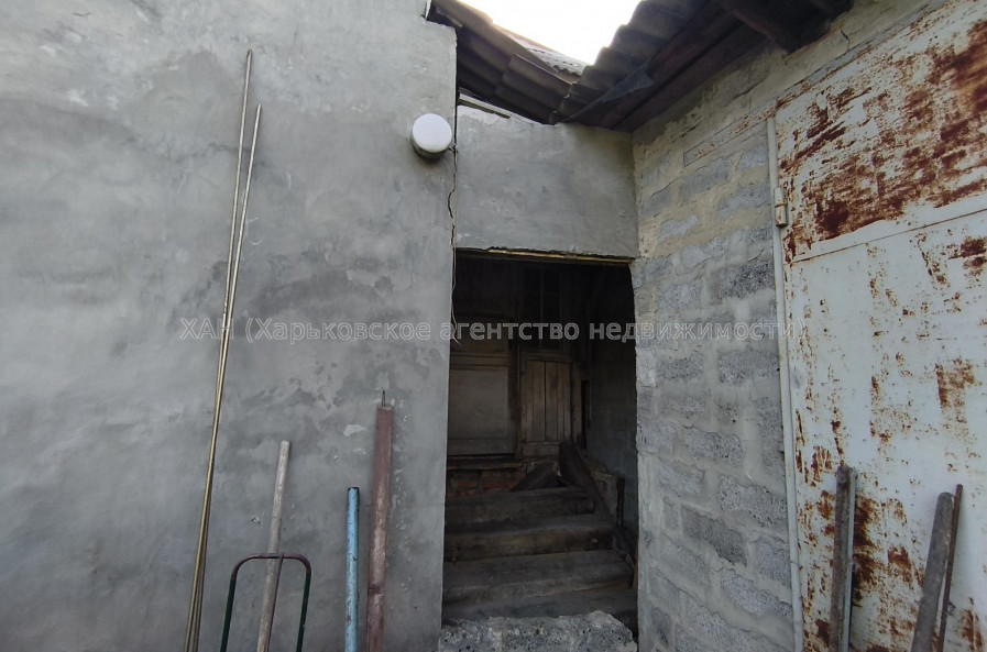 Продам дом, Сидоренковская ул. , 212.70 м², 6 сот., без ремонта 