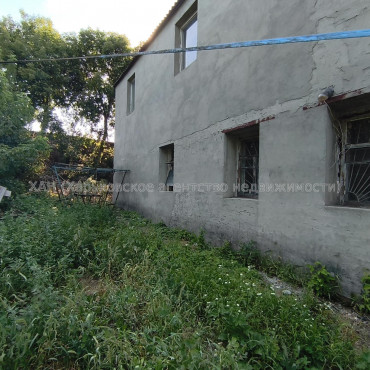 Продам дом, Сидоренковская ул. , 212.70 м², 6 сот., без ремонта 