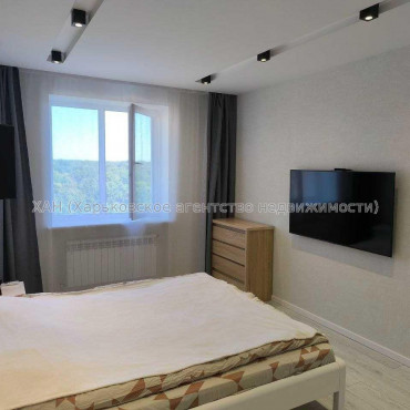 Продам квартиру, Профессорская ул. , 3  ком., 85 м², авторский дизайн 