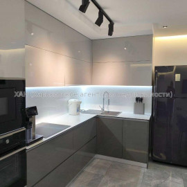 Продам квартиру, Профессорская ул. , 3  ком., 85 м², авторский дизайн