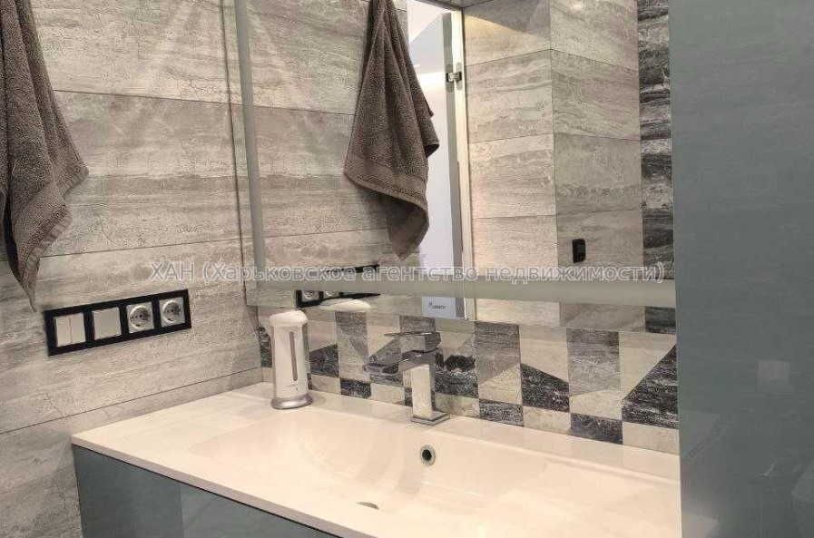 Продам квартиру, Профессорская ул. , 3  ком., 85 м², авторский дизайн 