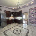 Продам будинок, 200 м², 5.50 соток, евроремонт 
