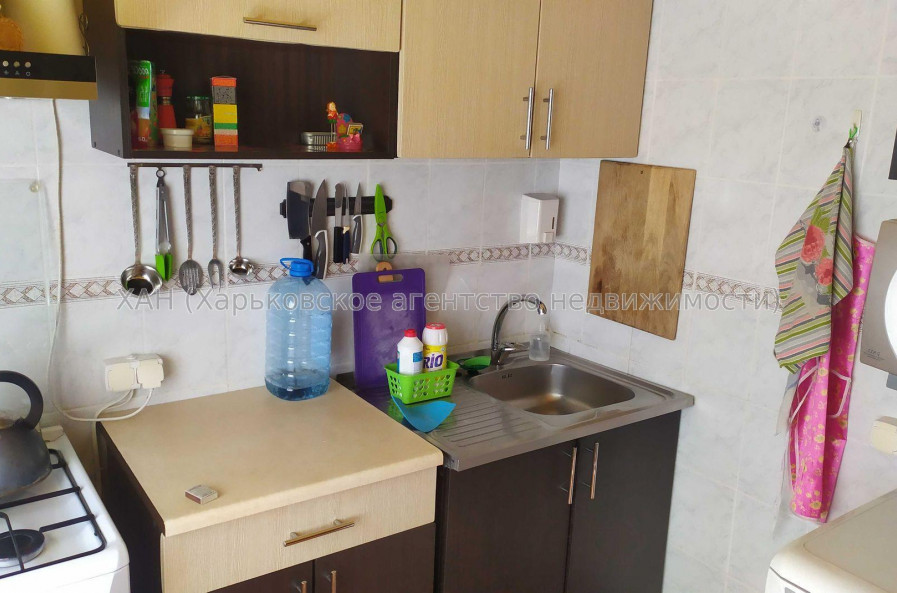 Продам квартиру, 1  ком., 32.90 м², косметический ремонт 
