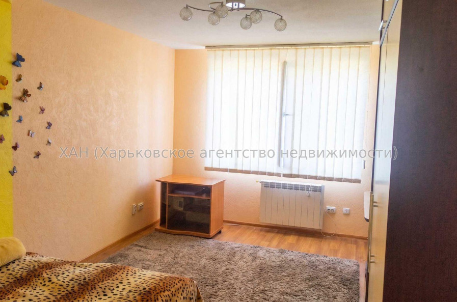 Продам квартиру, 1  ком., 32.90 м², косметический ремонт 
