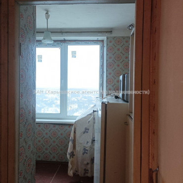 Продам квартиру, Жуковского просп. , 2 кім., 46 м², советский ремонт 