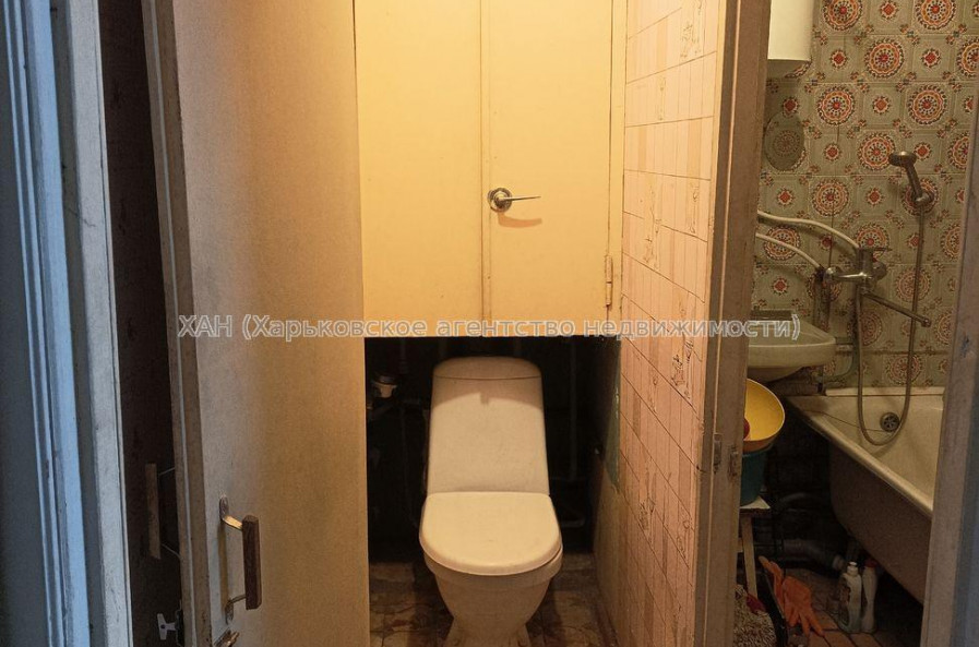Продам квартиру, Жуковского просп. , 2 кім., 46 м², советский ремонт 