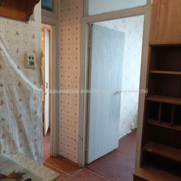 Продам квартиру, Жуковского просп. , 2 кім., 46 м², советский ремонт 