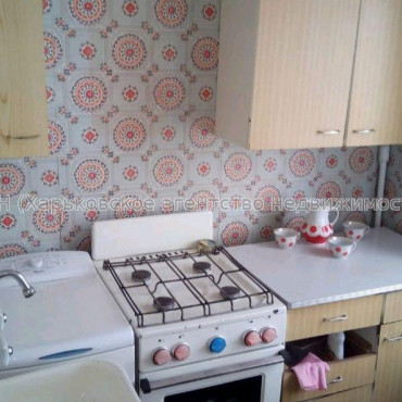 Продам квартиру, Жуковского просп. , 2 кім., 46 м², советский ремонт 