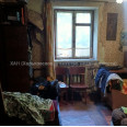 Продам квартиру, Харьковских Дивизий ул. , 1 кім., 30 м², без ремонта 