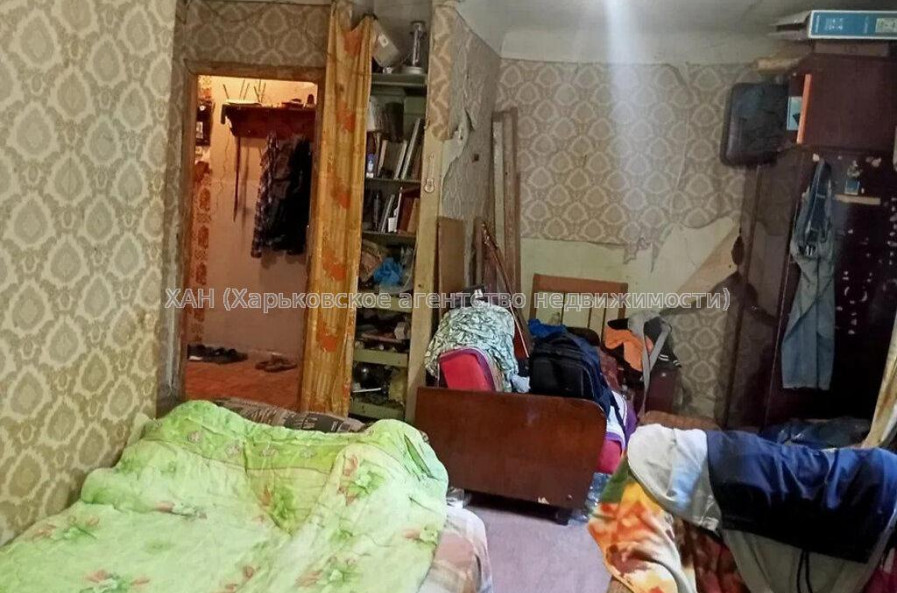 Продам квартиру, Харьковских Дивизий ул. , 1  ком., 30 м², без ремонта 
