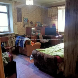 Продам квартиру, Харьковских Дивизий ул. , 1 кім., 30 м², без ремонта
