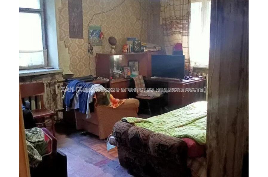 Продам квартиру, Харьковских Дивизий ул. , 1  ком., 30 м², без ремонта 
