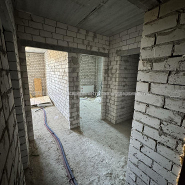 Продам квартиру, Шевченко ул. , 1 кім., 43.70 м², без внутренних работ 
