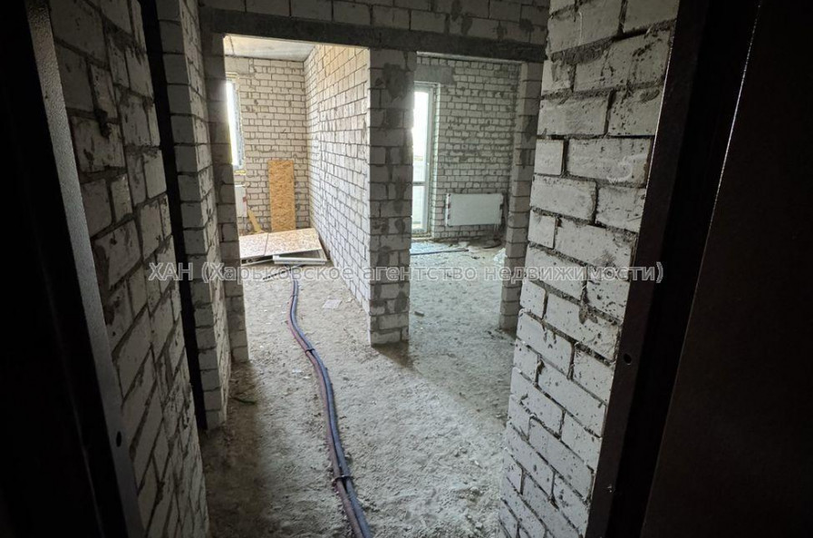 Продам квартиру, Шевченко ул. , 1 кім., 43.70 м², без внутренних работ 