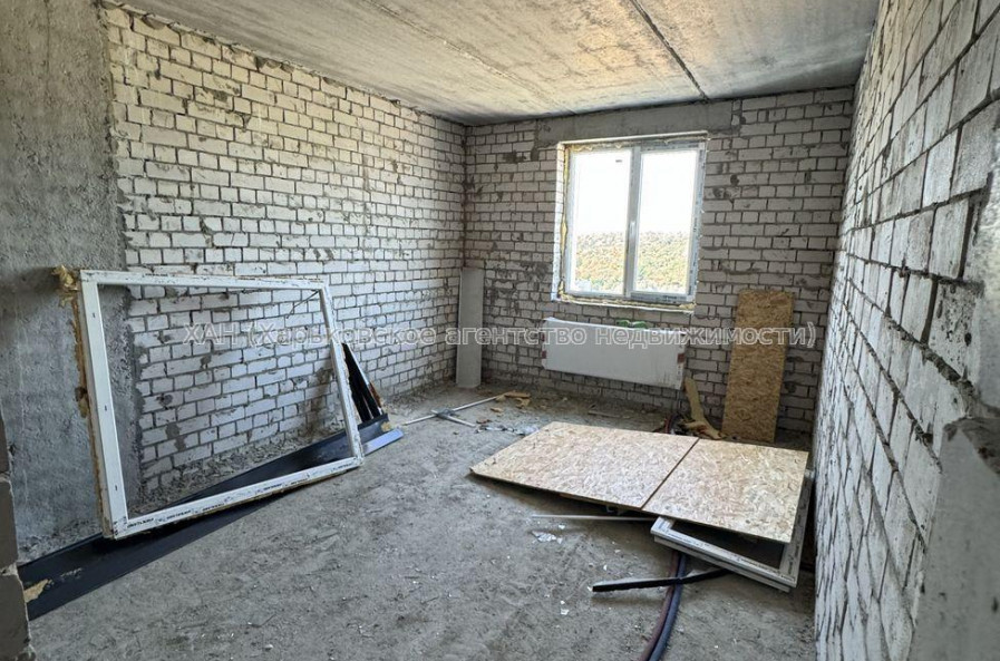 Продам квартиру, Шевченко ул. , 1 кім., 43.70 м², без внутренних работ 