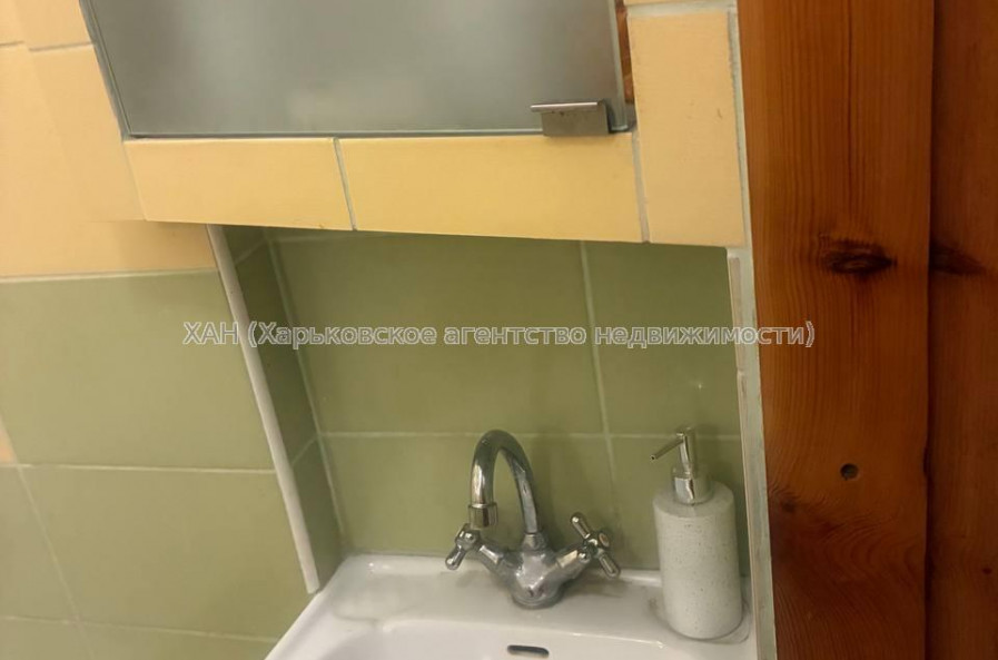 Продам квартиру, Москалёвская ул. , 1 кім., 40 м², косметический ремонт 