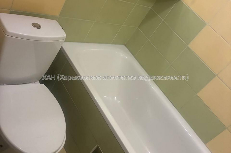Продам квартиру, Москалёвская ул. , 1 кім., 40 м², косметический ремонт 