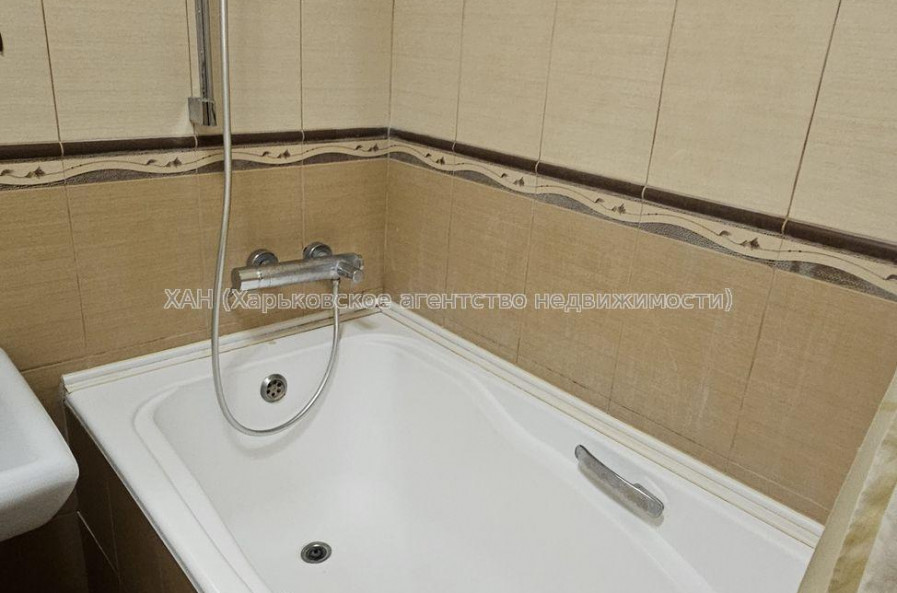 Продам квартиру, Юбилейный просп. , 1 кім., 45 м², евроремонт 