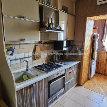 Продам квартиру, Юбилейный просп. , 1 кім., 45 м², евроремонт 
