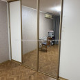 Продам квартиру, Победы просп. , 4  ком., 90 м², косметический ремонт 