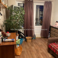 Продам квартиру, Победы просп. , 4  ком., 90 м², косметический ремонт 