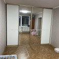 Продам квартиру, Победы просп. , 4  ком., 90 м², косметический ремонт 