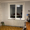 Продам квартиру, Победы просп. , 4  ком., 90 м², косметический ремонт 