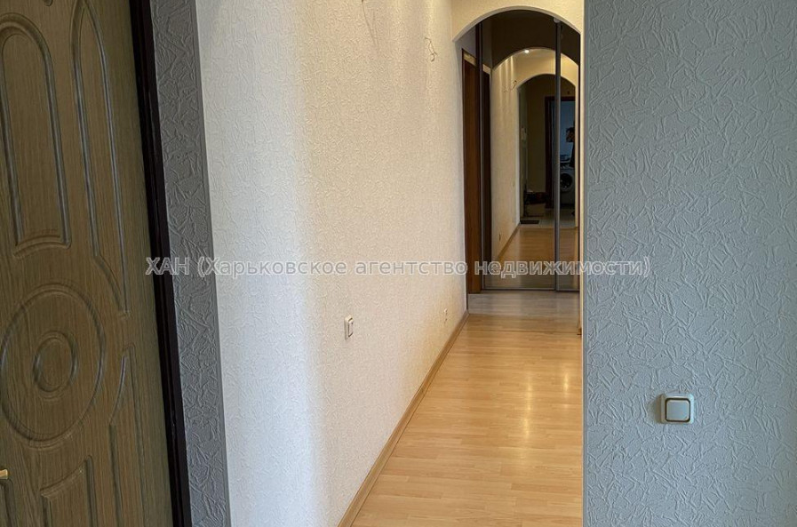 Продам квартиру, Пермская ул. , 3  ком., 75 м², капитальный ремонт 
