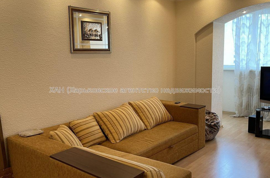 Продам квартиру, Пермская ул. , 3  ком., 75 м², капитальный ремонт 