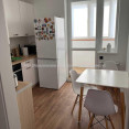 Продам квартиру, Мира ул. , 1  ком., 40.40 м², авторский дизайн 