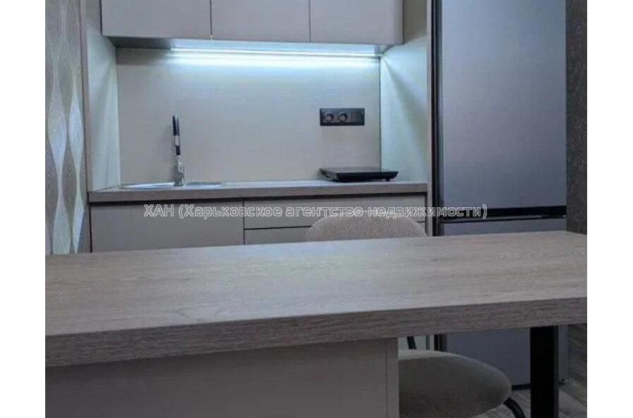 Продам квартиру, Драгоманова ул. , 1  ком., 25.10 м², авторский дизайн 