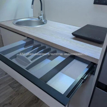Продам квартиру, Драгоманова ул. , 1  ком., 25.10 м², авторский дизайн 