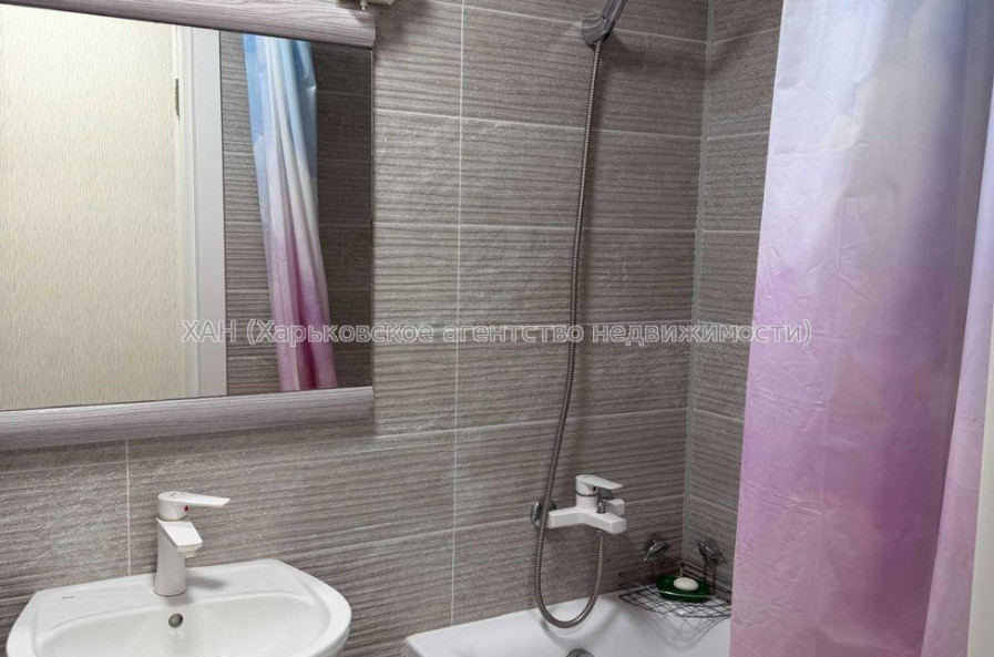 Здам квартиру, Науки просп. , 2 кім., 45 м², евроремонт 
