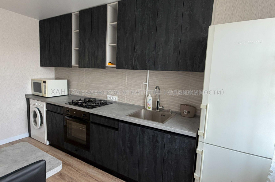 Здам квартиру, Науки просп. , 2 кім., 45 м², евроремонт 