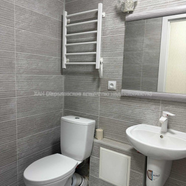 Здам квартиру, Науки просп. , 2 кім., 45 м², евроремонт 