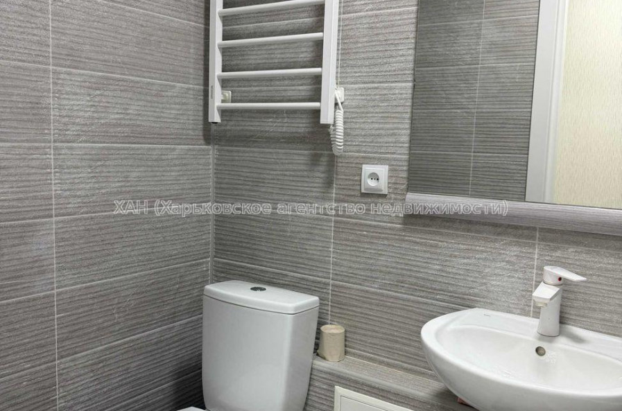 Здам квартиру, Науки просп. , 2 кім., 45 м², евроремонт 