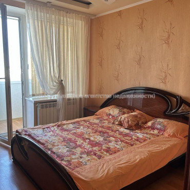 Здам квартиру, 2 кім., 63 м², капитальный ремонт 