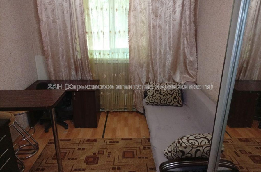 Продам квартиру, Ощепкова Андрея ул. , 1  ком., 18 м², косметический ремонт 