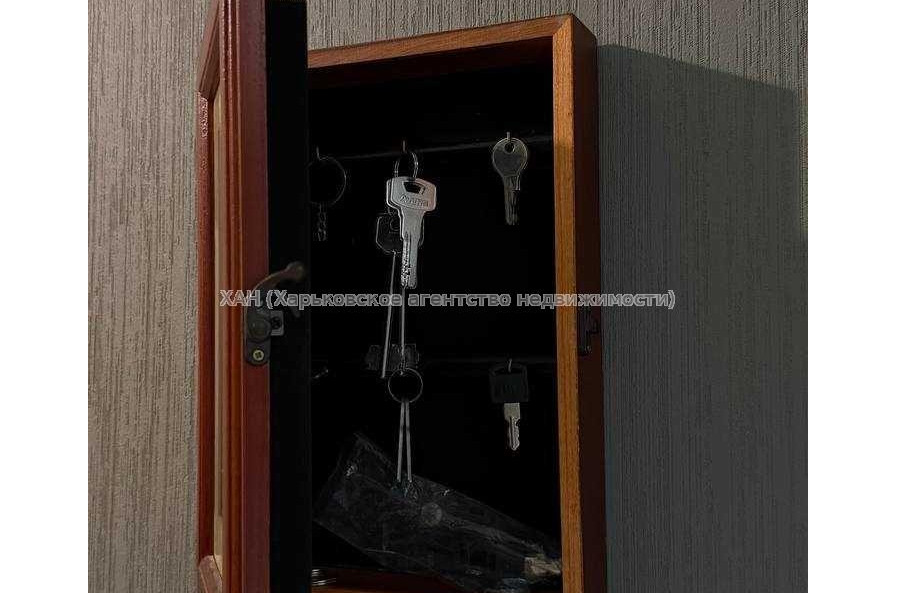 Продам квартиру, Героев Харькова просп. , 2  ком., 46 м², евроремонт 