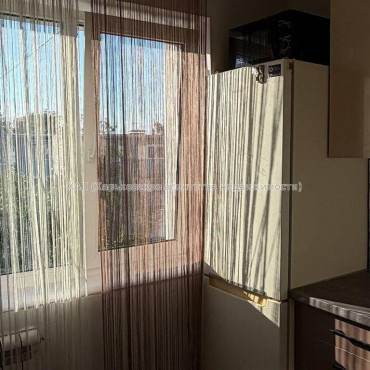 Продам квартиру, Героев Харькова просп. , 2  ком., 46 м², евроремонт 