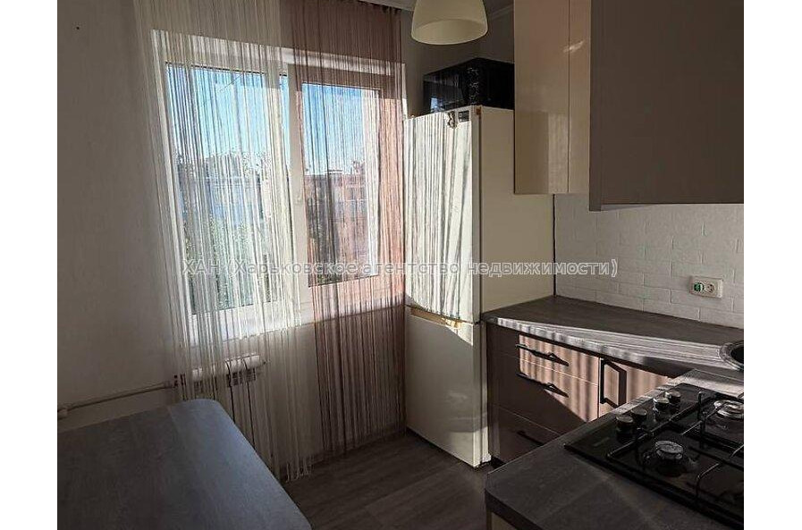 Продам квартиру, Героев Харькова просп. , 2  ком., 46 м², евроремонт 