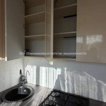 Продам квартиру, Героев Харькова просп. , 2  ком., 46 м², евроремонт 