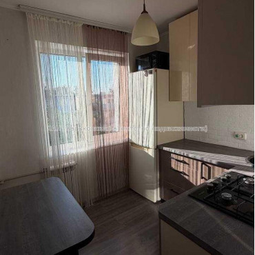 Продам квартиру, Героев Харькова просп. , 2  ком., 46 м², евроремонт 