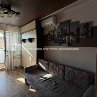 Продам квартиру, Героев Харькова просп. , 2  ком., 46 м², евроремонт 