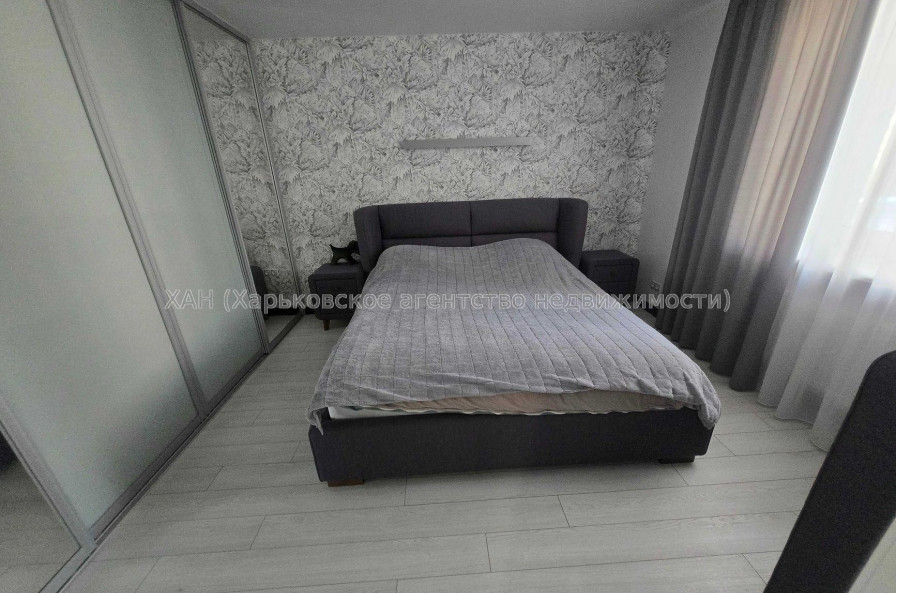 Продам квартиру, Победы просп. , 1 кім., 60 м², авторский дизайн 
