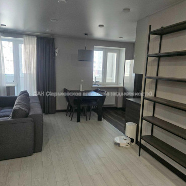 Продам квартиру, Победы просп. , 1 кім., 60 м², авторский дизайн 