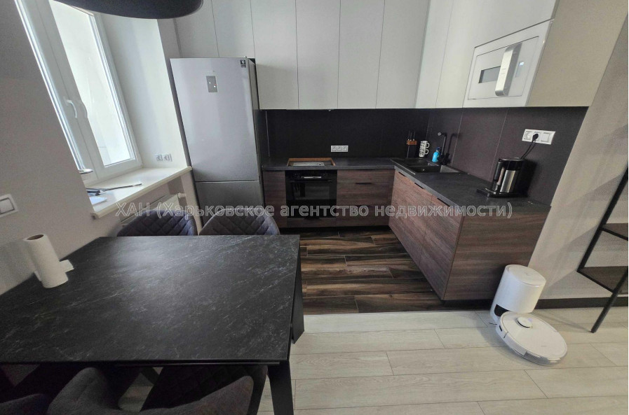 Продам квартиру, Победы просп. , 1 кім., 60 м², авторский дизайн 