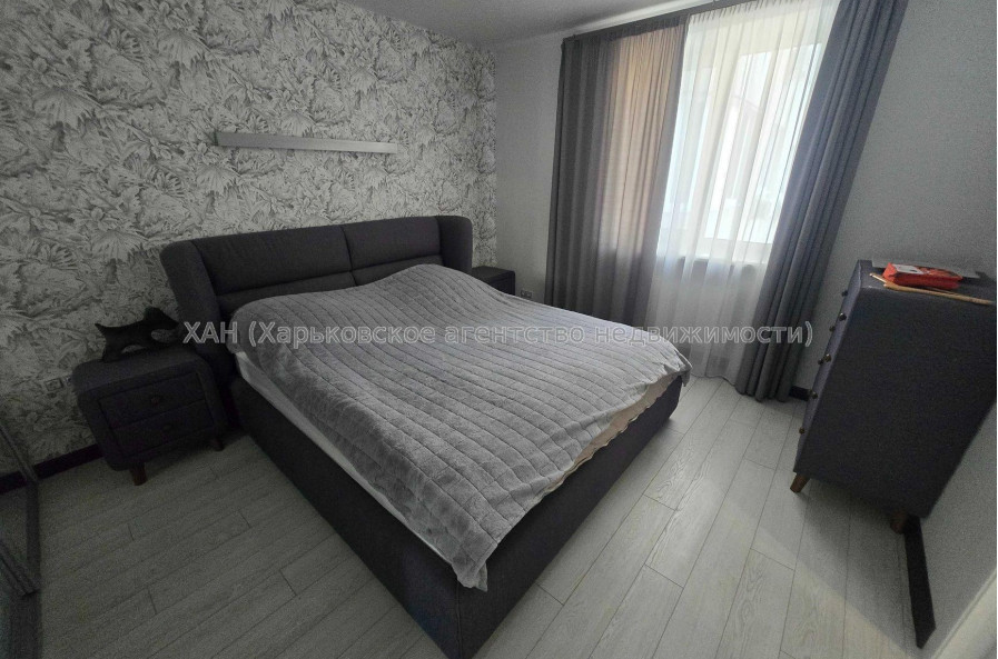 Продам квартиру, Победы просп. , 1 кім., 60 м², авторский дизайн 