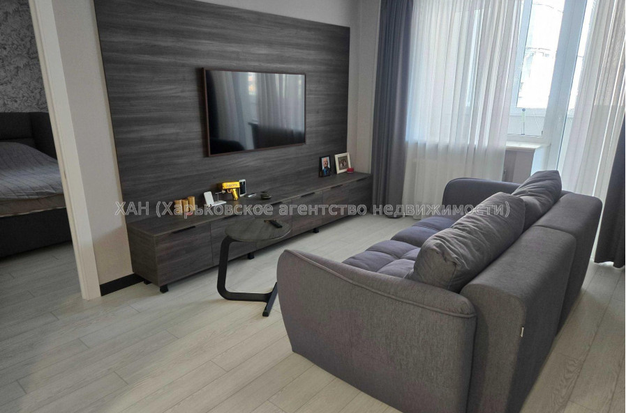 Продам квартиру, Победы просп. , 1 кім., 60 м², авторский дизайн 